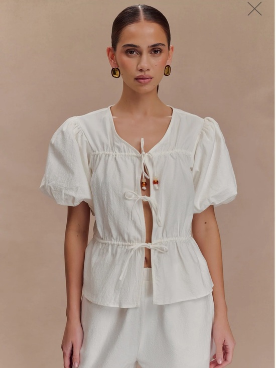 Meshki Tops - MESHKI emilie puff sleeve white top